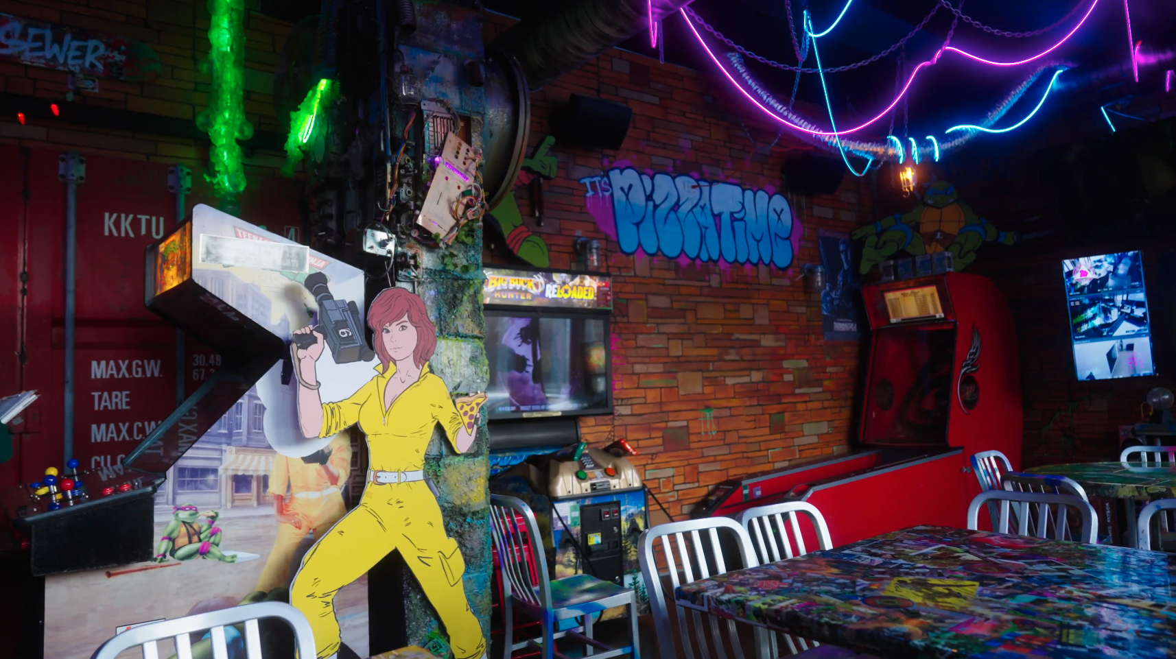 Arcade in Neon Gardens.